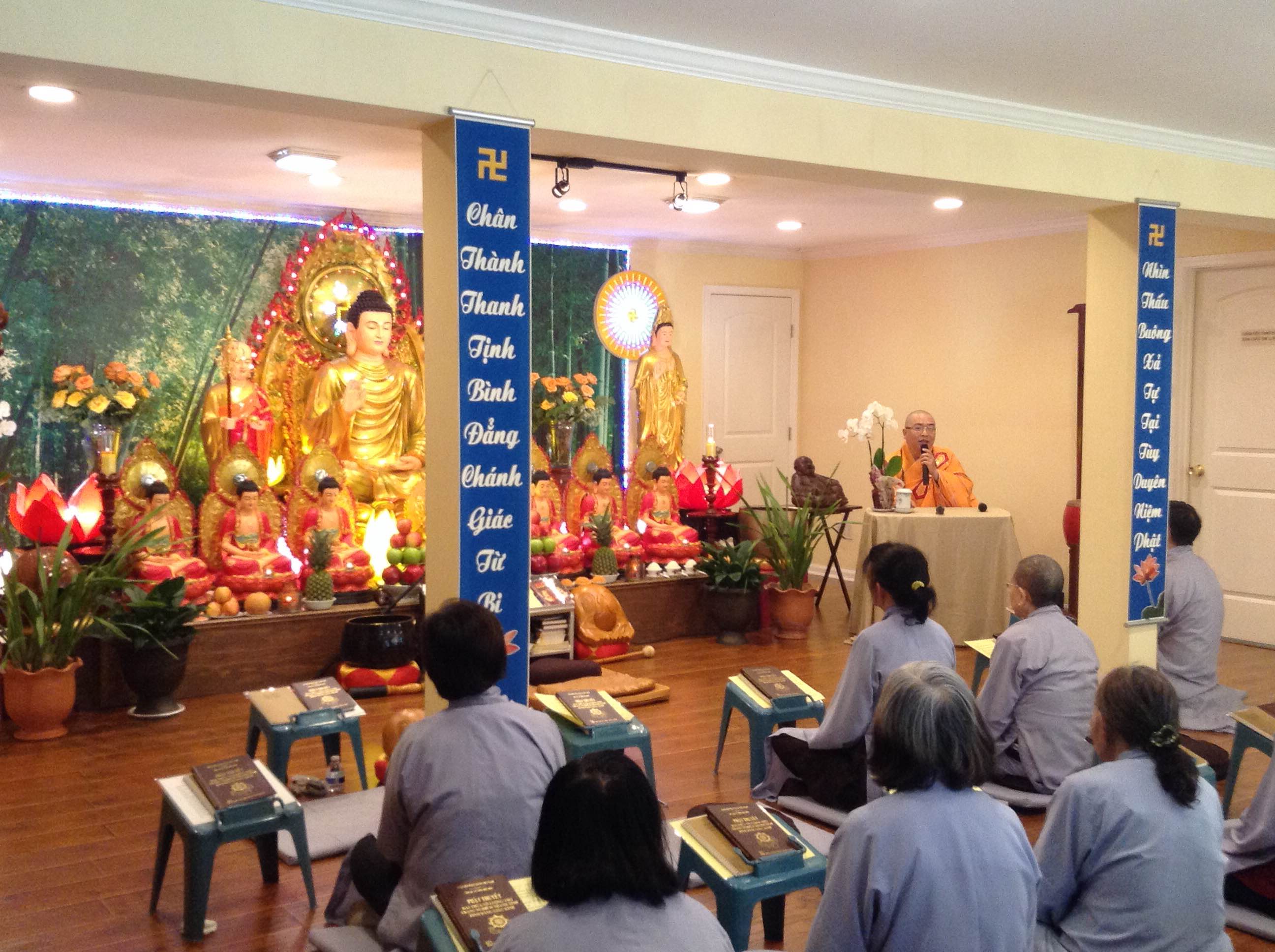 Thượng Tọa Thích Nhuận Quang và buổi giảng pháp tại chùa Trúc Lâm, thành phố Atlanta, Hoa Kỳ 