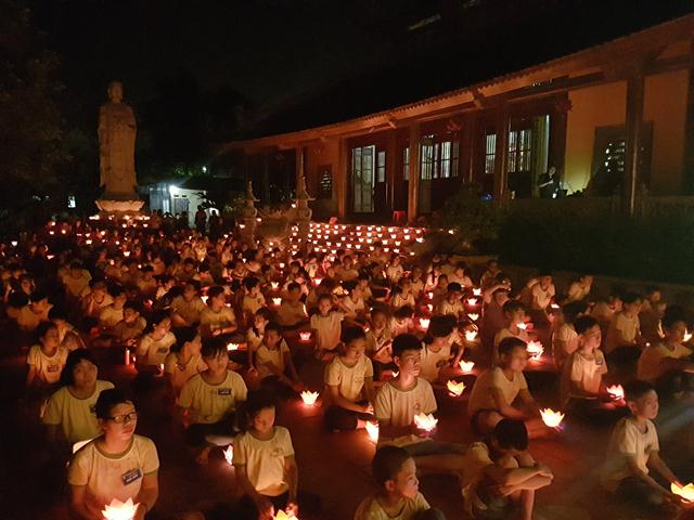 Thái Nguyên: Bế mạc khóa tu mùa hè 'Hương Từ Bi' 