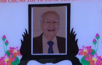 Giáo sư Huệ Minh qua đời