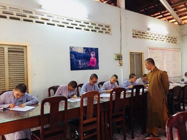 Trường trung cấp Phật học Vĩnh Long thi tốt nghiệp khóa VII (2015 – 2018)