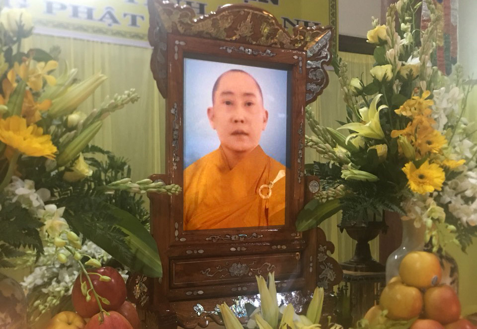Thành kính bái biệt Đại đức Thích Tịnh Thanh, nguyện cầu cố Đại đức cao đăng Phật quốc. Giác linh đường tại chùa Tịnh Quang.