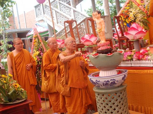 Bình Phước: Tịnh xá Ngọc Chơn mừng lễ Phật đản
