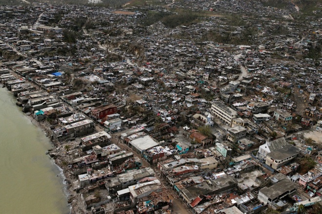 Gần 900 người Haiti thiệt mạng vì bão Matthew