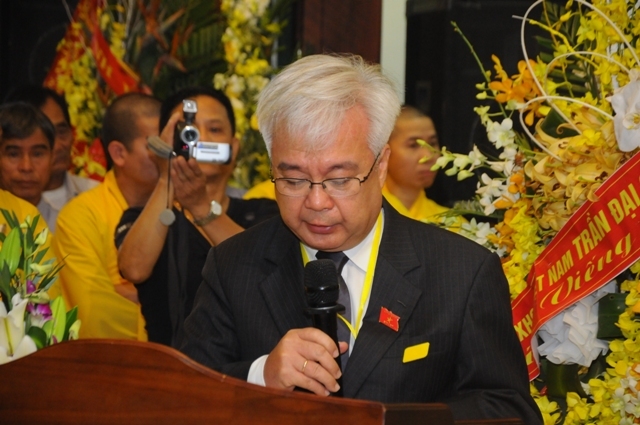 Ông Phan Thanh Bình đọc lời truy niệm của Quốc hội