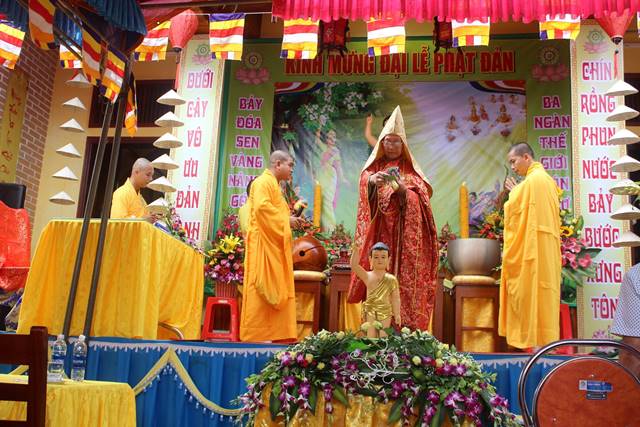 Quảng Bình: Đại lễ Phật đản BTS Phật giáo huyện Tuyên Hóa tại chùa Vĩnh Phúc
