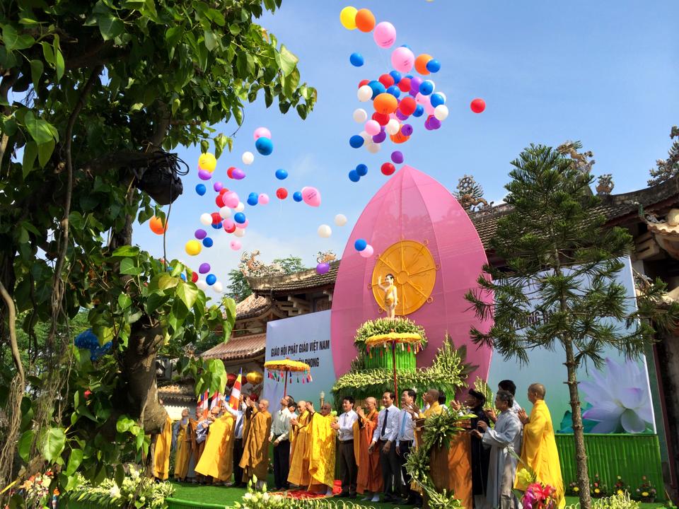Quảng Trị: Đại lễ Phật đản huyện Triệu Phong tổ chức tại chùa Lưỡng Kim