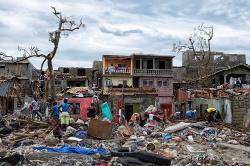 Gần 900 người Haiti thiệt mạng vì bão Matthew