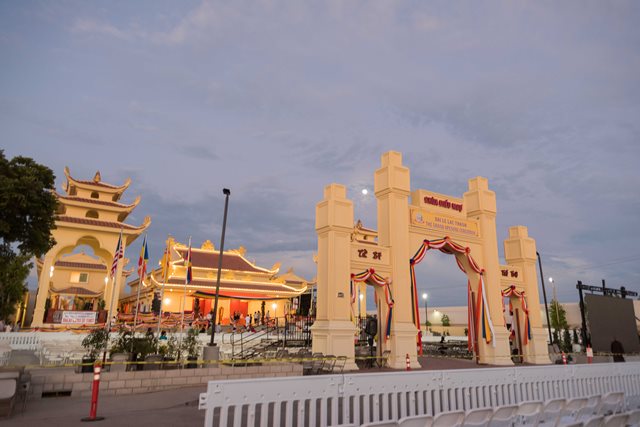 Danh sách 104 ngôi chùa Việt tại Mỹ 