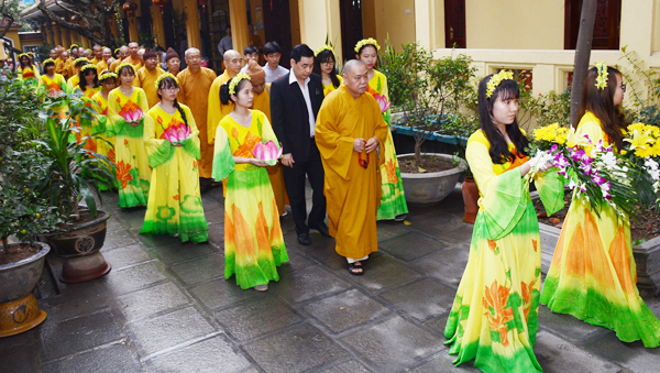 Hà Nội: Mít tinh hưởng ứng Ngày Phật giáo Quốc tế
