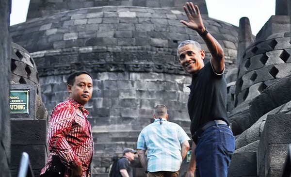 Cựu tổng thống Obama kêu gọi bảo tồn chùa Borobudur Indo 