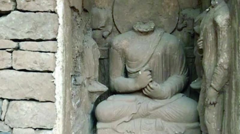 Pakistan công bố 1 bức tượng Phật 1.700 năm tuổi 