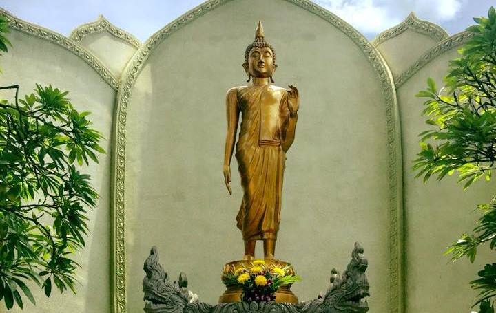 Vì sao tôi chỉ tôn thờ và niệm Đức Phật Thích Ca mà không niệm vị Phật nào khác? 