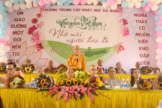 Trường Trung cấp Phật học Đà Nẵng mừng ngày nhà giáo Việt Nam 20-11 