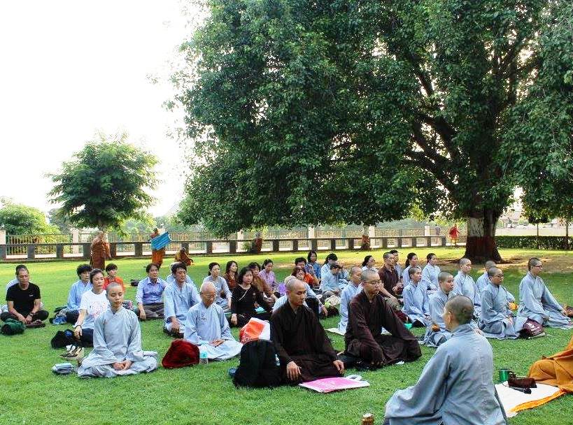 Phật dạy: Pháp tu của người cư sĩ 