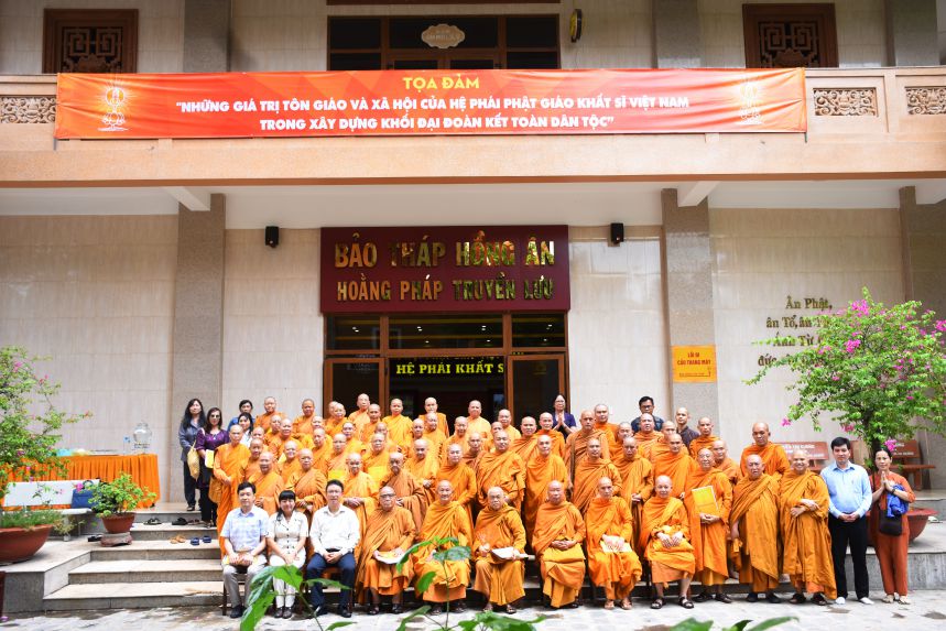 Tọa đàm “Những giá trị tôn giáo và xã hội của hệ phái Phật giáo Khất sĩ Việt Nam trong khối đại đoàn kết toàn dân tộc”