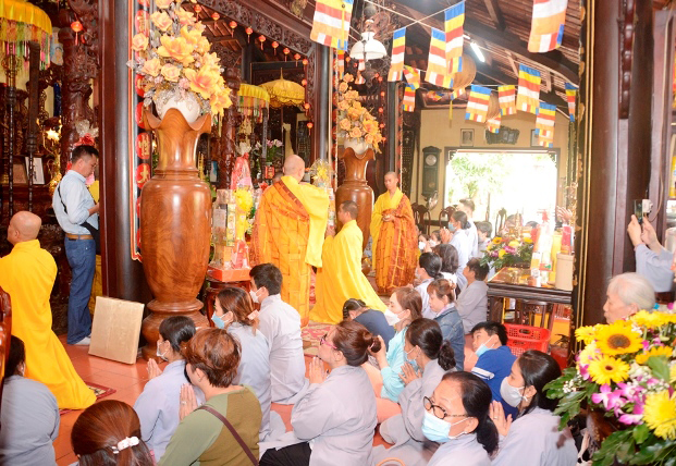 Đại lễ Vu lan Báo hiếu 2022 chùa Phụng Sơn 