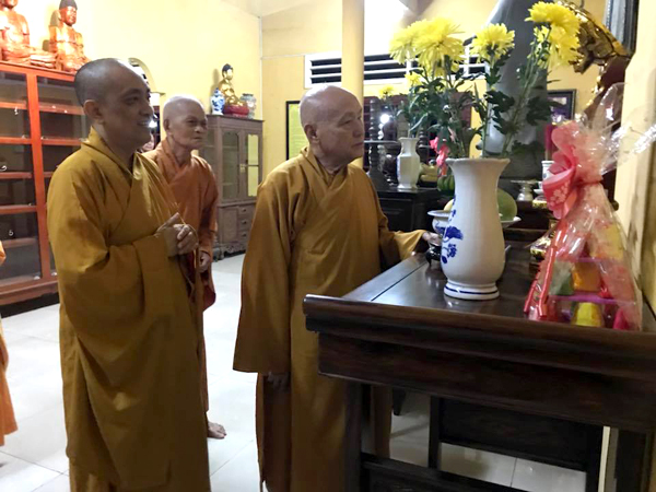 HT Thích Nhật Quang trưởng Ban quản trị Thiền phái Trúc Lâm viếng thăm TV Phước Nghiêm