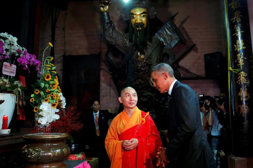 Bạn thấy gì khi Tổng thống Obama đến chùa Phước Hải?