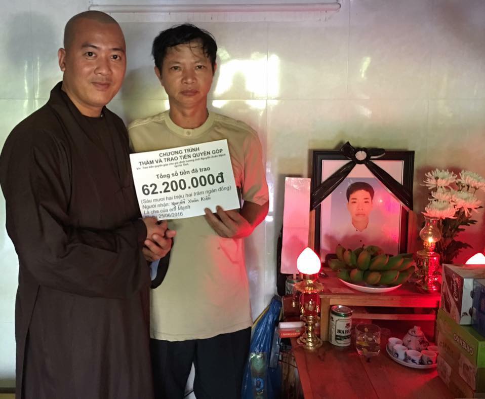 62 triệu đồng trao đến gia đình hương linh Nguyễn Xuân Mạnh