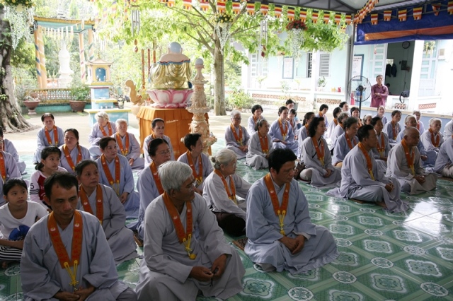 Sài Gòn: Chùa Bửu Châu tổng kết khóa tu niệm Phật năm 2016