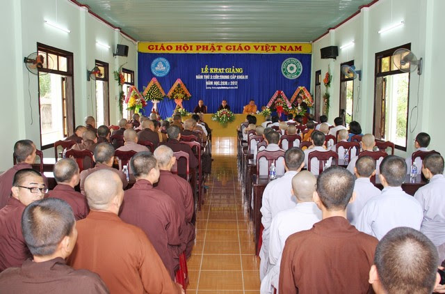  Quang cảnh lễ khai giảng của Trường TC Phật học Quảng Nam (tháng 8-2016)