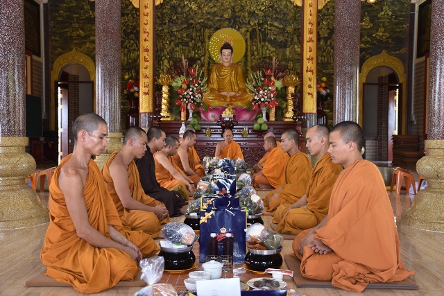 Bình Phước: Tịnh Xá Ngọc Chơn mừng Phật đản