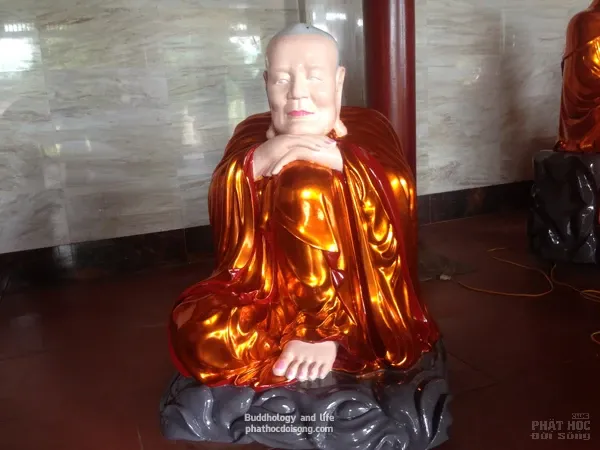 18 tượng La Hán gỗ mít chùa Mãn Nguyệt - Hà Tĩnh image-1731921373206