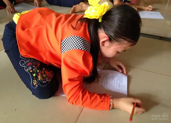 600 tu sinh thi giáo lý nhà Phật 600 tu sinh thi giáo lý nhà Phật image-1731748680040