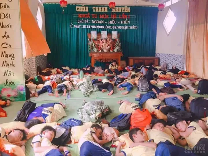 Ấn tượng khóa tu mùa hè chùa Thanh Nguyên khép lại 23 Ấn tượng khóa tu mùa hè chùa Thanh Nguyên khép lại image-1731945278207