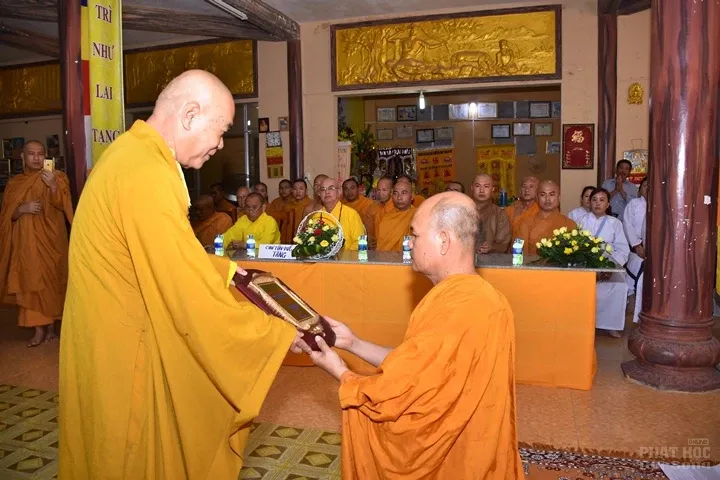 Bà Rịa – Vũng Tàu: Lễ bổ nhiệm trụ trì tịnh xá Quang Minh 9 Bà Rịa – Vũng Tàu: Lễ bổ nhiệm trụ trì tịnh xá Quang Minh image-1731943345297