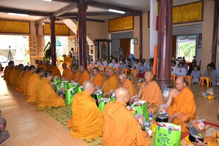 Bà Rịa – Vũng Tàu: Lễ bổ nhiệm trụ trì tịnh xá Quang Minh 26 Bà Rịa – Vũng Tàu: Lễ bổ nhiệm trụ trì tịnh xá Quang Minh image-1731943359084