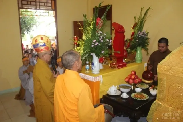 Ban trị sự Phật giáo tỉnh Đắk Nông viếng Lễ tang Ni sư trụ trì Chùa Thiện Đạo image-1731945734143