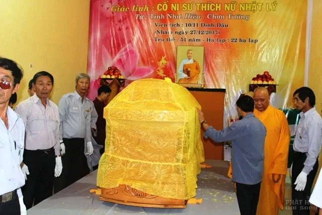 Ban trị sự Phật giáo tỉnh Đắk Nông viếng Lễ tang Ni sư trụ trì Chùa Thiện Đạo image-1731945740768