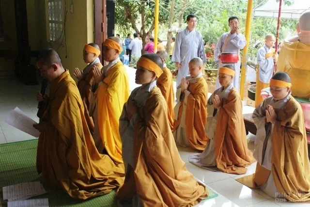 Ban trị sự Phật giáo tỉnh Đắk Nông viếng Lễ tang Ni sư trụ trì Chùa Thiện Đạo image-1731945742213