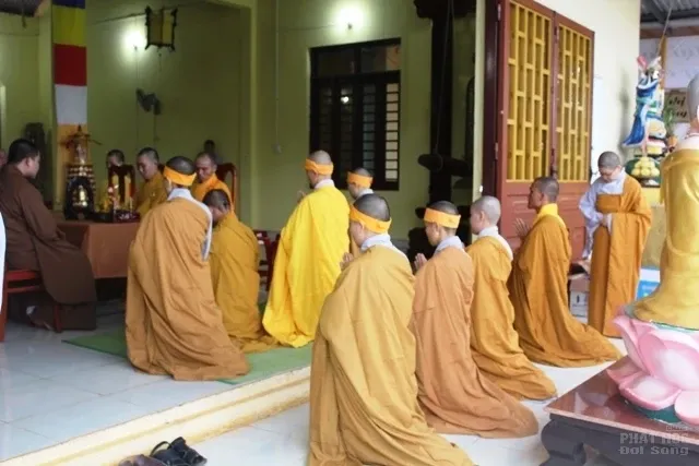 Ban trị sự Phật giáo tỉnh Đắk Nông viếng Lễ tang Ni sư trụ trì Chùa Thiện Đạo image-1731945743759