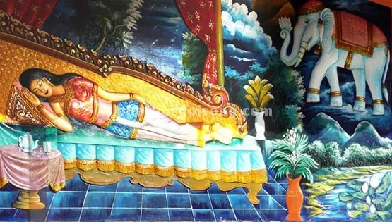 Băng rôn Hoàng hậu Maya nằm mộng thấy voi trắng sáu ngà nhập vào thai tạng image-1731945770514