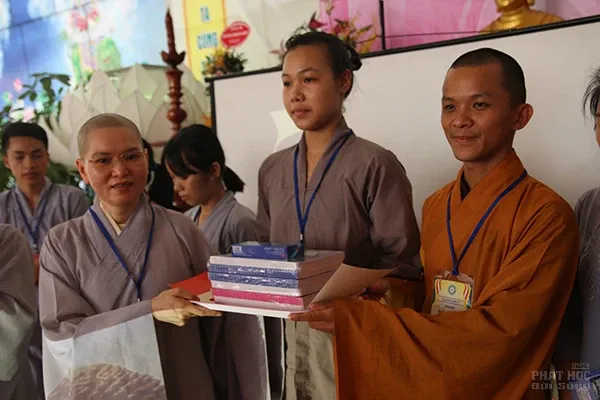 Bế mạc khoá tu mùa hè chùa Tăng Phúc 2017 Bế mạc khoá tu mùa hè chùa Tăng Phúc 2017 image-1731935420133