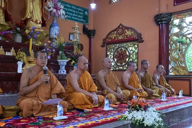 Bế mạc khoá tu Ni giới lần I của Giáo đoàn 6 3 Bế mạc khoá tu Ni giới lần I của Giáo đoàn 6 image-1731937261175