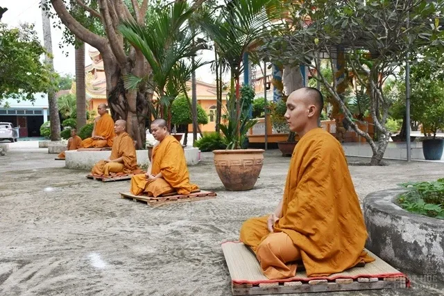 Bế mạc khoá tu Ni giới lần I của Giáo đoàn 6 5 Bế mạc khoá tu Ni giới lần I của Giáo đoàn 6 image-1731937262598