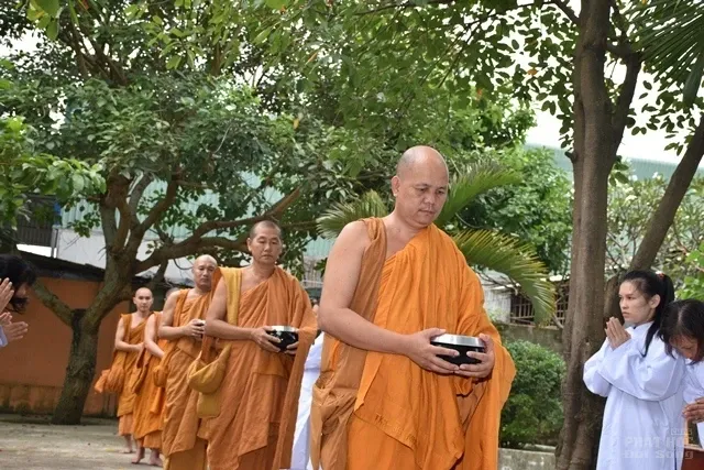 Bế mạc khoá tu Ni giới lần I của Giáo đoàn 6 7 Bế mạc khoá tu Ni giới lần I của Giáo đoàn 6 image-1731937264104