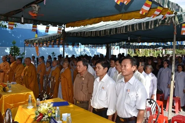 Bến Tre: Mừng Phật Thích Ca đản sanh chùa Linh Quang image-1731936388486