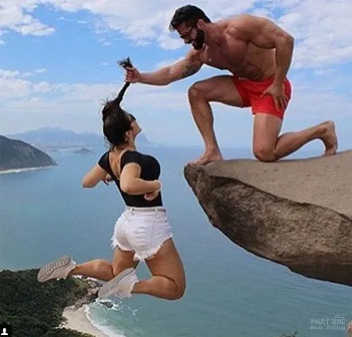 Bí mật về những bức ảnh ai nhìn thấy cũng toát mồ hôi image-1732286781508