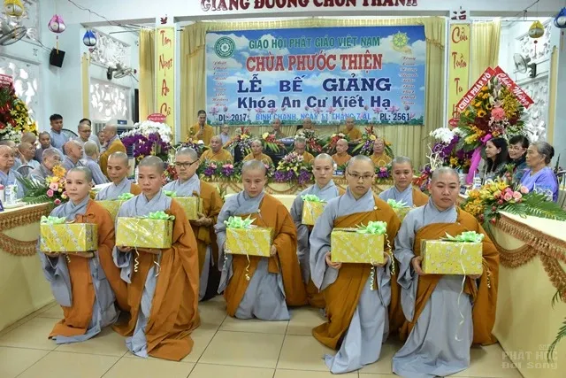 Bình Chánh: Lễ Bế Giảng Khóa An Cư – Hạ Trường Ni image-1731940482415