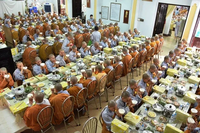 Bình Chánh: Lễ Bế Giảng Khóa An Cư – Hạ Trường Ni 23 Bình Chánh: Lễ Bế Giảng Khóa An Cư – Hạ Trường Ni image-1731940489224