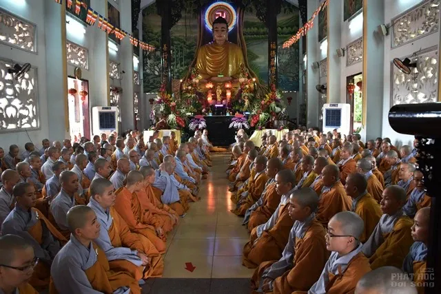 Bình Chánh: Lễ Bế Giảng Khóa An Cư – Hạ Trường Ni image-1731940491320