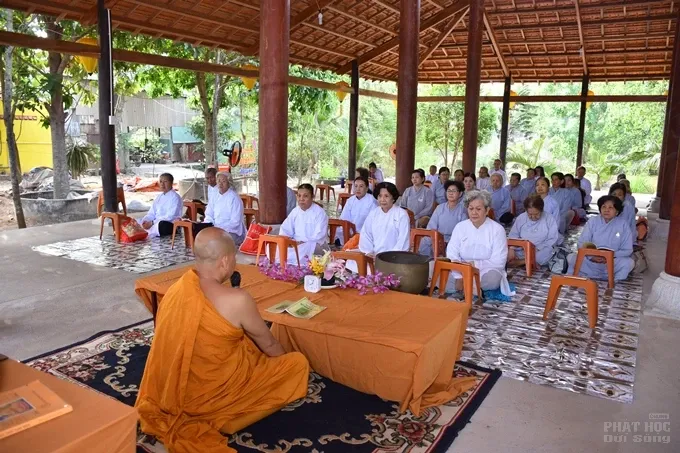 Bình Chánh: Tịnh thất Kỳ Viên lần đầu khai giảng lớp Bát Quan Trai 2 Bình Chánh: Tịnh thất Kỳ Viên lần đầu khai giảng lớp Bát Quan Trai image-1731943099051