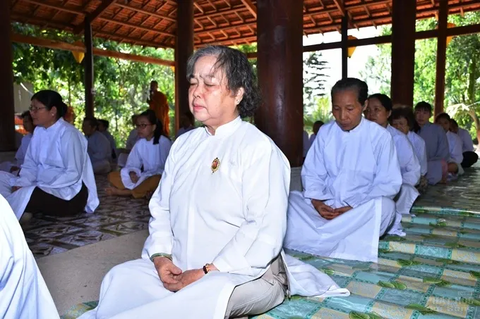 Bình Chánh: Tịnh thất Kỳ Viên lần đầu khai giảng lớp Bát Quan Trai 10 Bình Chánh: Tịnh thất Kỳ Viên lần đầu khai giảng lớp Bát Quan Trai image-1731943105899