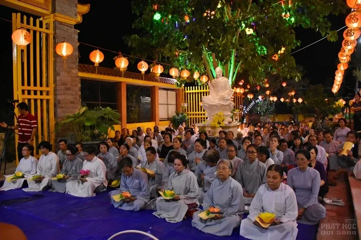 Bình chánh: Tịnh xá Đại Quang tổ chức lễ vía Quan Âm image-1731943442175