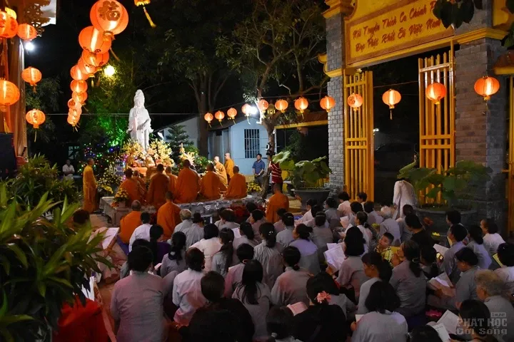 Bình chánh: Tịnh xá Đại Quang tổ chức lễ vía Quan Âm image-1731943446841