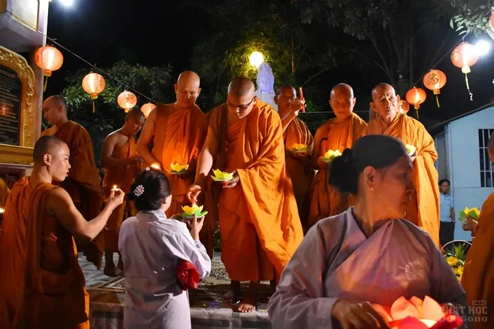 Bình chánh: Tịnh xá Đại Quang tổ chức lễ vía Quan Âm image-1731943451341